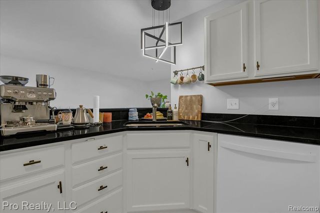 2778 Barclay Way, Ann Arbor, MI 48105