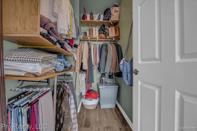 2778 Barclay Way, Ann Arbor, MI 48105