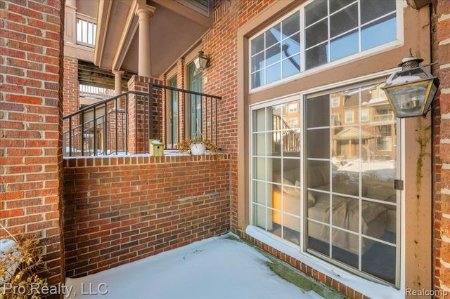 2778 Barclay Way, Ann Arbor, MI 48105