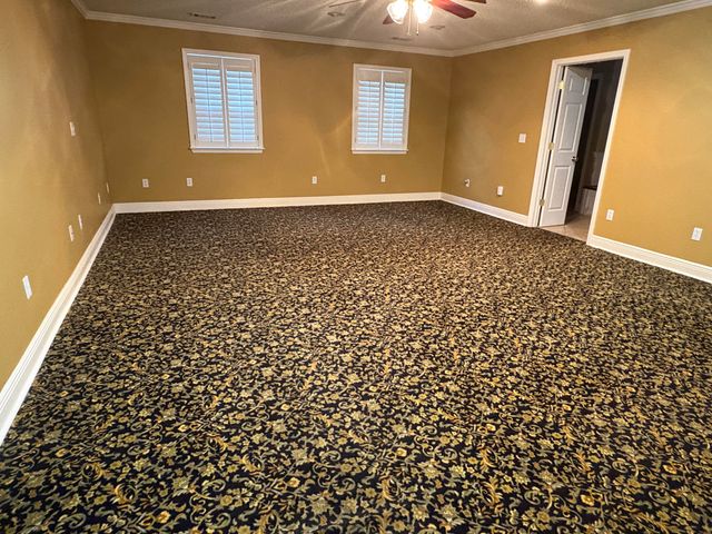 84 Fair Lake Dr., Hattiesburg, MS 39402