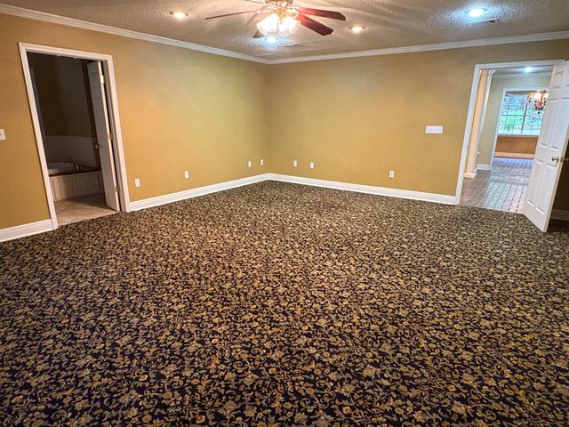 84 Fair Lake Dr., Hattiesburg, MS 39402