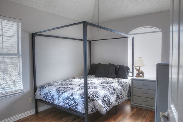 4633 Tanque Drive, Fort Worth, TX 76137