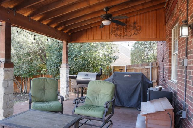 4633 Tanque Drive, Fort Worth, TX 76137