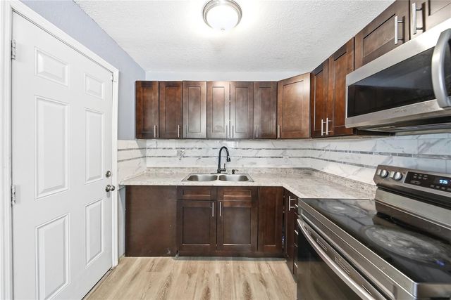 1401 RADLEIGH PLACE, Orlando, FL 32808