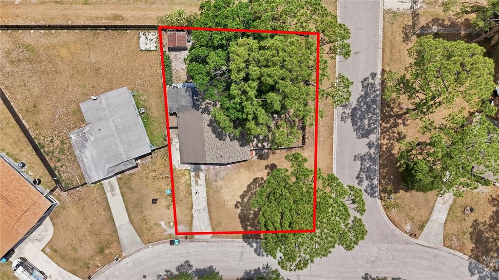 Image 20 of property listing at 1401 RADLEIGH PLACE, Orlando, FL 32808