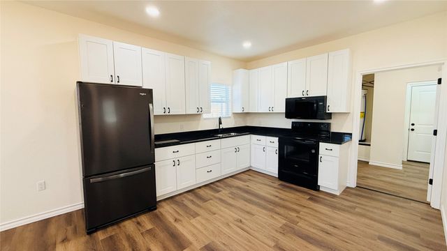 415 Colorado Avenue, Graham, TX 76450