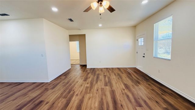 415 Colorado Avenue, Graham, TX 76450