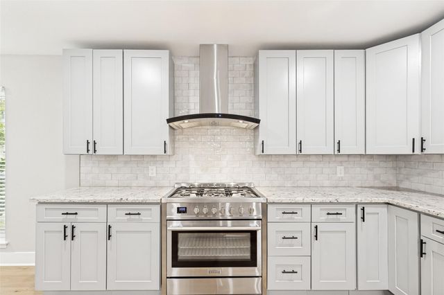 10903 Holly Springs Drive, Houston, TX 77042