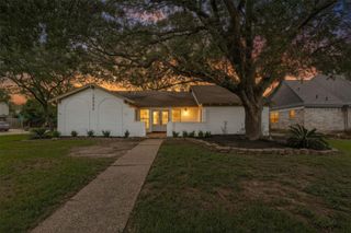 10903 Holly Springs Drive, Houston, TX 77042