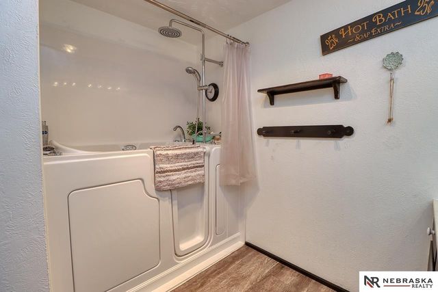 1461 O Street Road, Lincoln, NE 68528