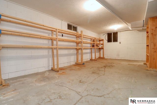 1461 O Street Road, Lincoln, NE 68528