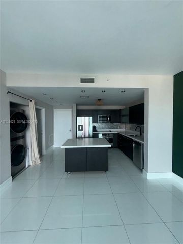 90 SW 3rd St 2207, Miami, FL 33130