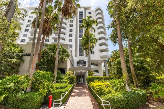 1621 Bay Rd 1202, Miami Beach, FL 33139