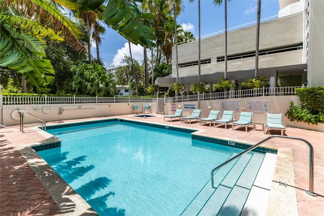 1621 Bay Rd 1202, Miami Beach, FL 33139