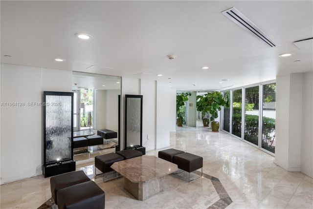 1621 Bay Rd 1202, Miami Beach, FL 33139