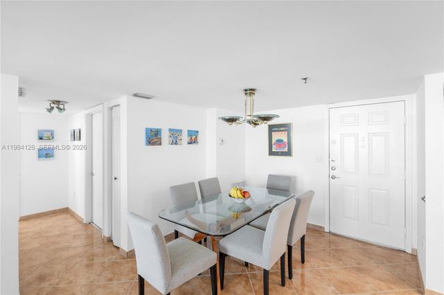 1621 Bay Rd 1202, Miami Beach, FL 33139