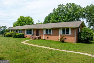 570 Wildcat Bridge Road, Royston, GA 30662