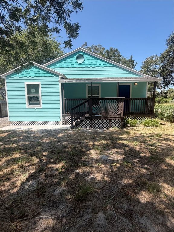 734 S Rife St, Aransas Pass, TX 78336 — exterior