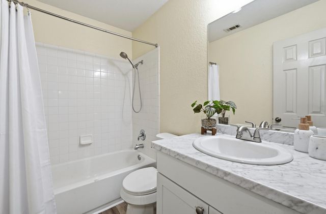 4584 Mather, Kyle, TX 78640