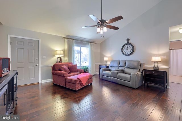1255 WILLOW CREEK DR, Mount Joy, PA 17552