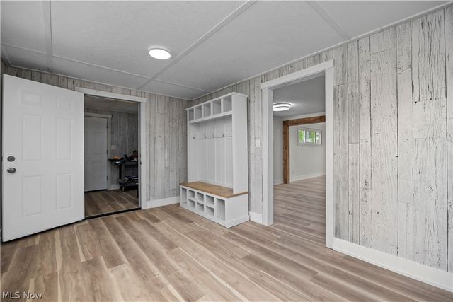 9868 Ridgewood Drive, Twinsburg, OH 44087