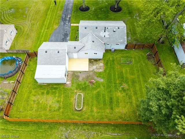 9868 Ridgewood Drive, Twinsburg, OH 44087
