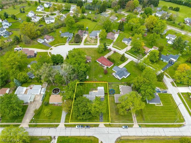 9868 Ridgewood Drive, Twinsburg, OH 44087