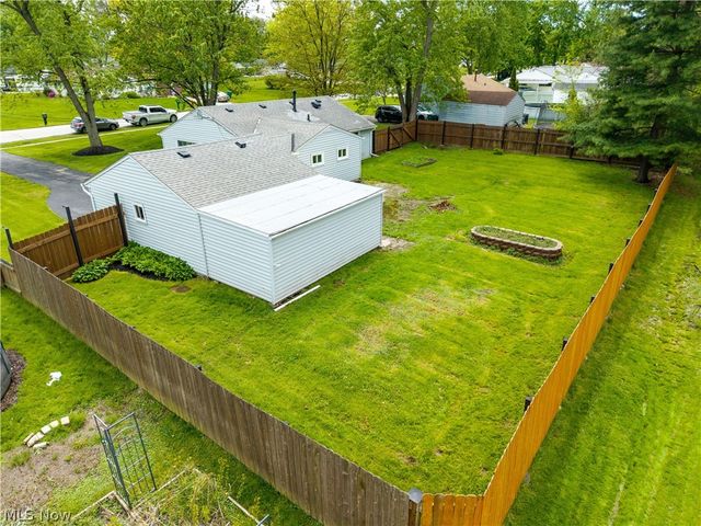 9868 Ridgewood Drive, Twinsburg, OH 44087