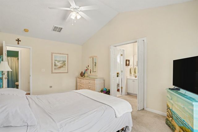 668 Wintercreeper Dr., Longs, SC 29568
