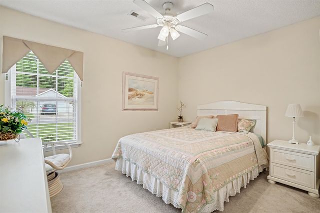 668 Wintercreeper Dr., Longs, SC 29568