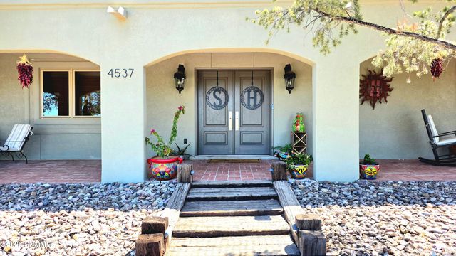 4537 Mockingbird Street, Las Cruces, NM 88011