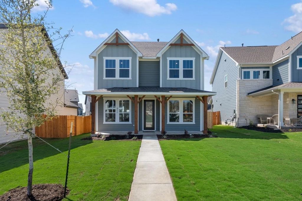 304 Leeland DR, Liberty Hill, TX 78642
