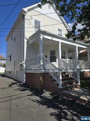 125 Dalton Street, Roselle Park, NJ 07204