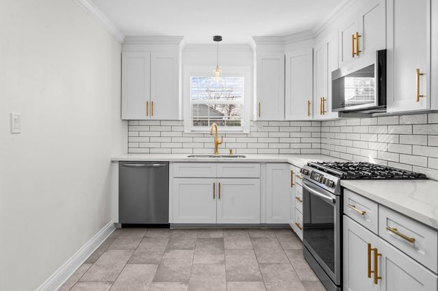 851 Wood St, Houma, LA 70360