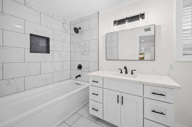 851 Wood St, Houma, LA 70360