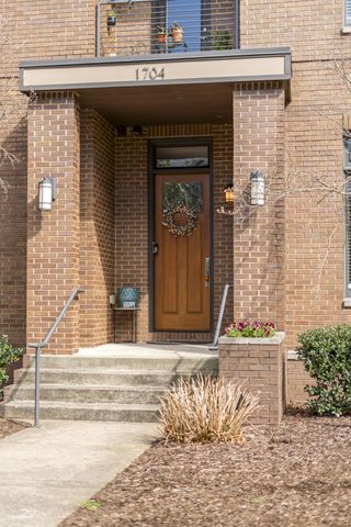 1704 18th Ave, S, Nashville, TN 37212