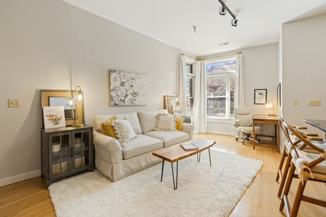 1704 18th Ave, S, Nashville, TN 37212