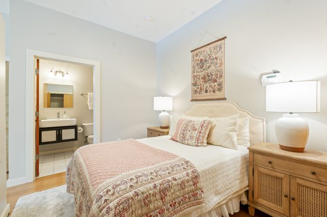 1704 18th Ave, S, Nashville, TN 37212