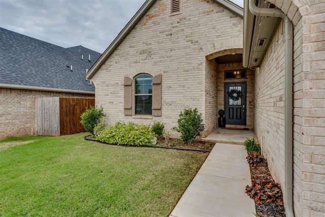 9208 SW 41st Street, Oklahoma City, OK 73179