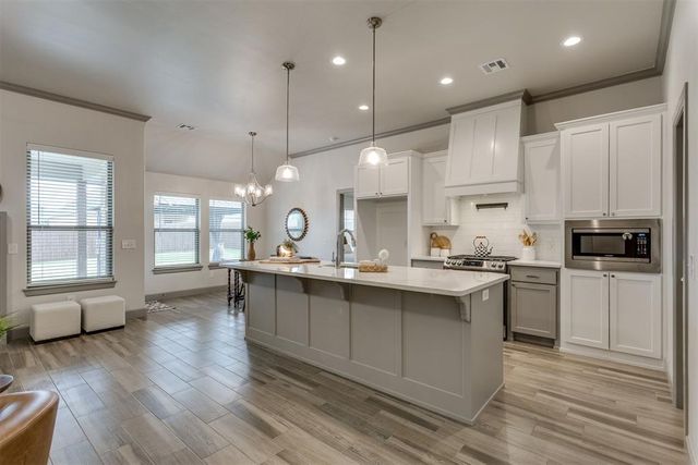 9208 SW 41st Street, Oklahoma City, OK 73179