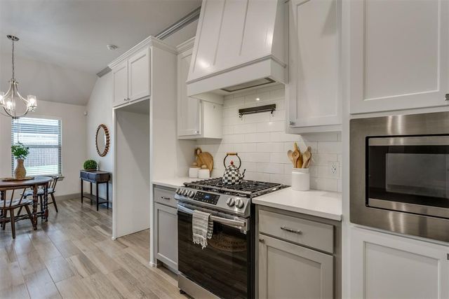 9208 SW 41st Street, Oklahoma City, OK 73179