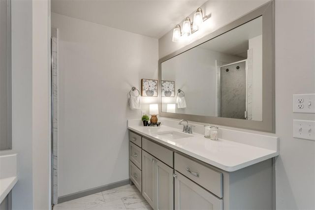 9208 SW 41st Street, Oklahoma City, OK 73179