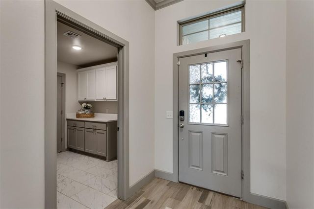 9208 SW 41st Street, Oklahoma City, OK 73179