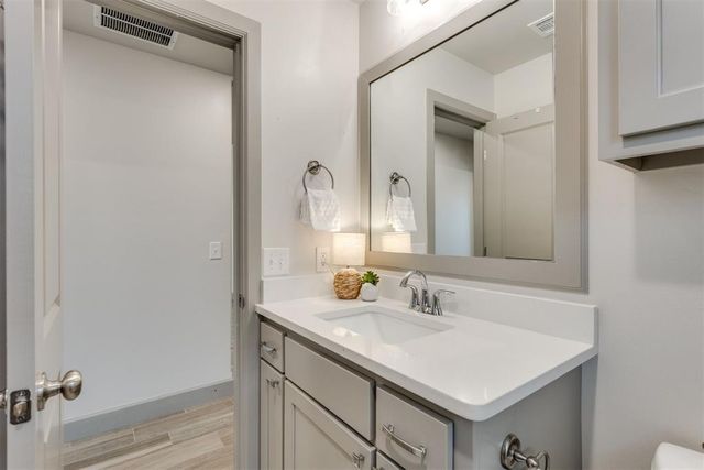 9208 SW 41st Street, Oklahoma City, OK 73179