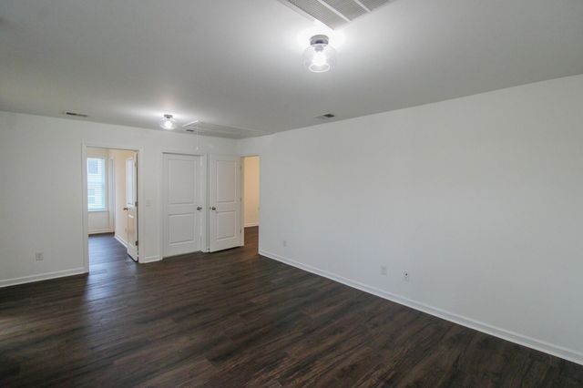 305 Legendres Drive, Goose Creek, SC 29445