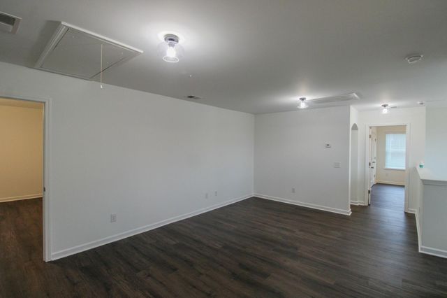 305 Legendres Drive, Goose Creek, SC 29445