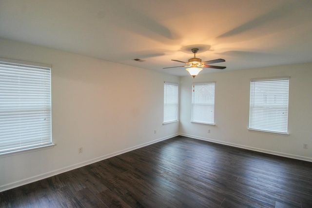 305 Legendres Drive, Goose Creek, SC 29445