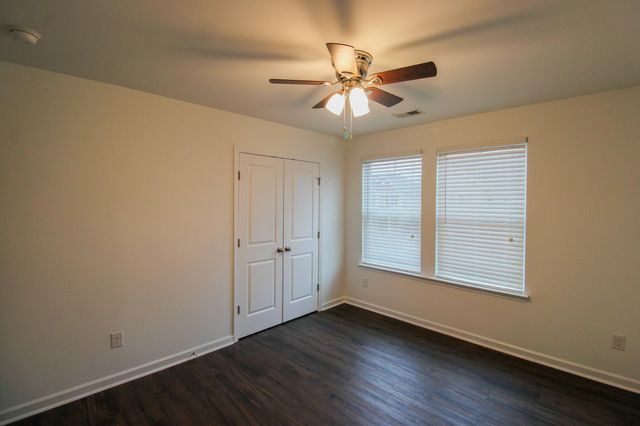 305 Legendres Drive, Goose Creek, SC 29445