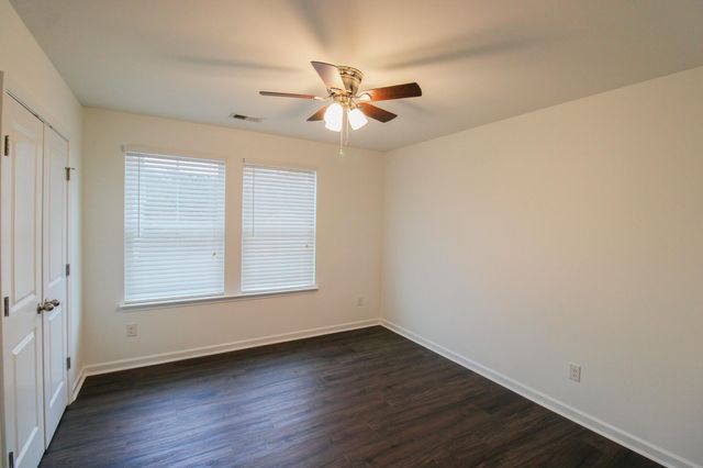 305 Legendres Drive, Goose Creek, SC 29445