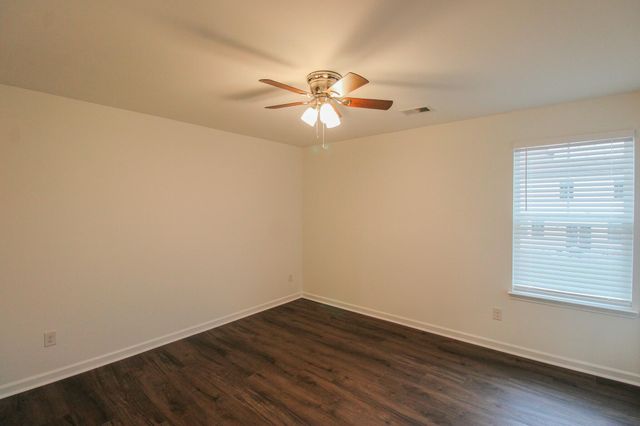 305 Legendres Drive, Goose Creek, SC 29445